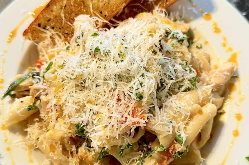Creamy Chicken, Spinach and Red Pepper Alfredo